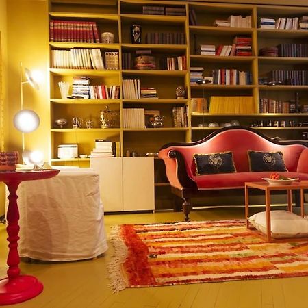 Luxury Bohemian Suite With Private Garden In Milano Exteriör bild