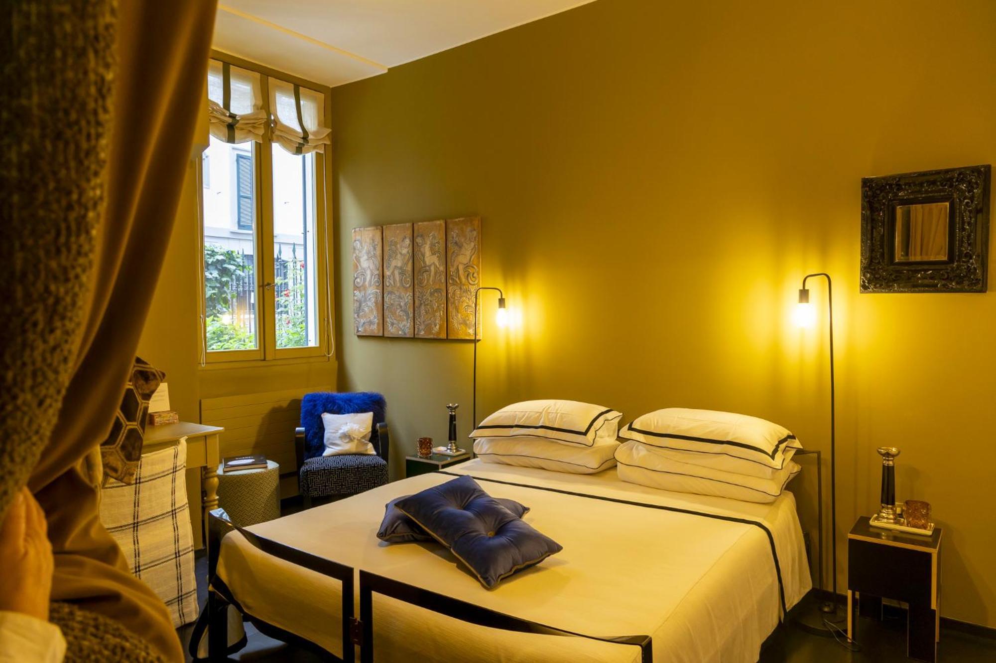 Luxury Bohemian Suite With Private Garden In Milano Exteriör bild